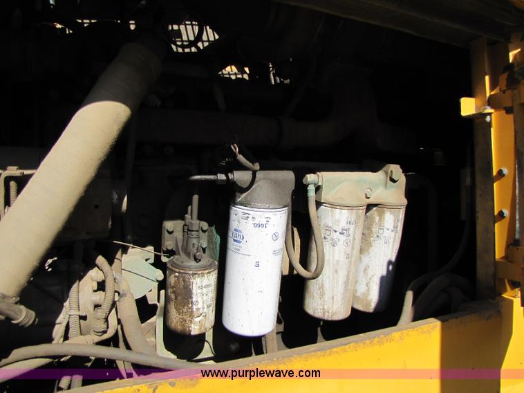 image for item 8261 2005 Volvo L330E wheel loader