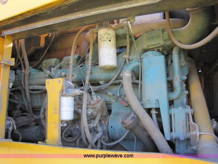 image for item 8261 2005 Volvo L330E wheel loader