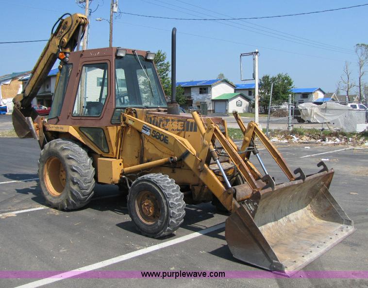 image for item 8268 Case 580E backhoe