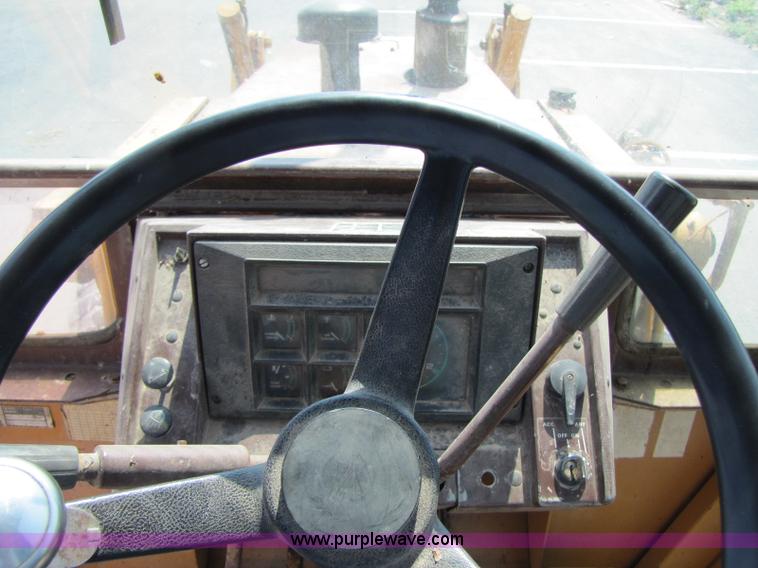 image for item 8268 Case 580E backhoe