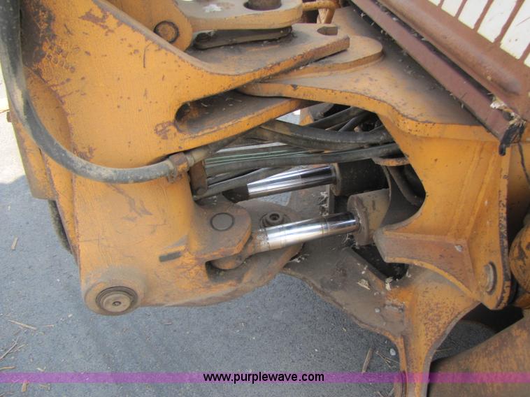image for item 8268 Case 580E backhoe