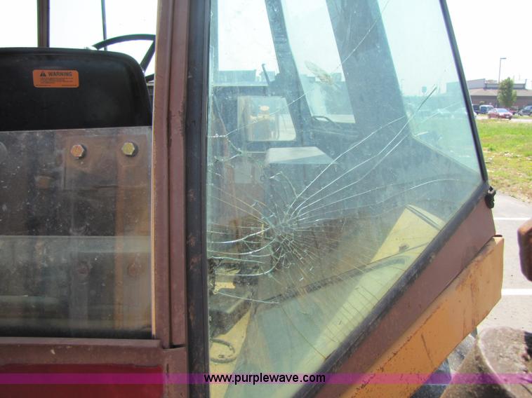 image for item 8268 Case 580E backhoe