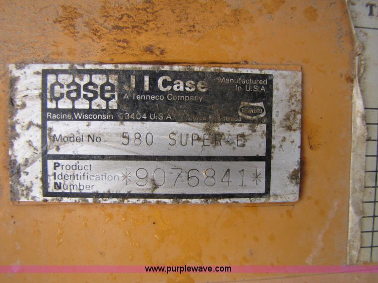 image for item 8268 Case 580E backhoe