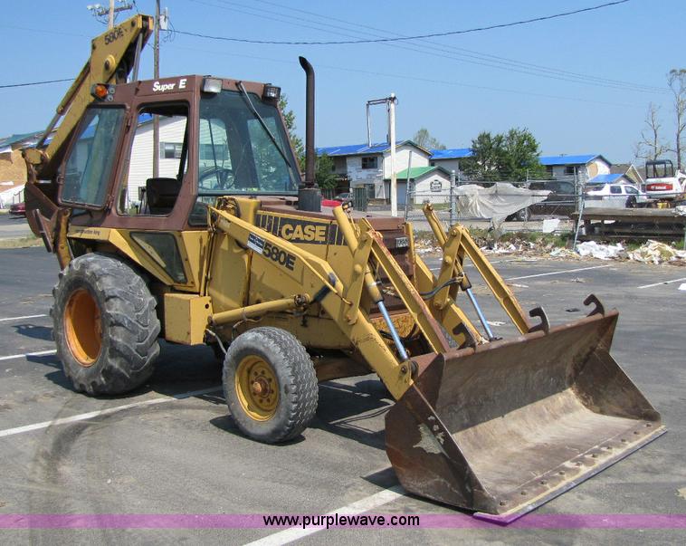 image for item 8269 Case 580E backhoe