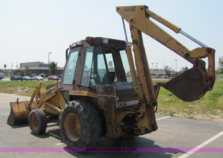 image for item 8269 Case 580E backhoe