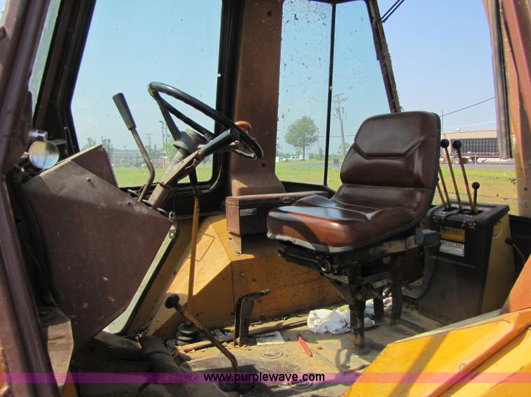 image for item 8269 Case 580E backhoe