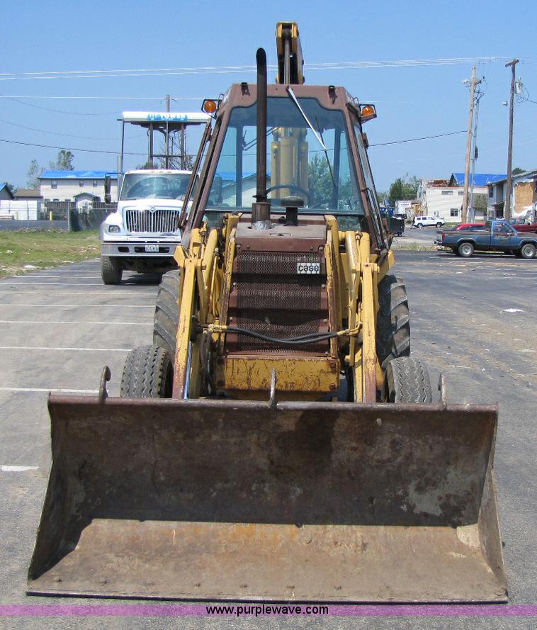 image for item 8270 Case 580E backhoe