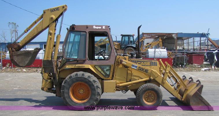 image for item 8270 Case 580E backhoe