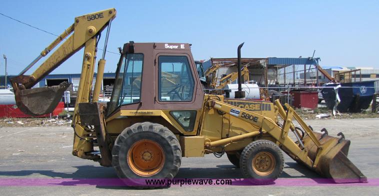 image for item 8270 Case 580E backhoe