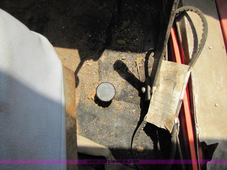 image for item 8271 1979 Chevrolet Bruin dump truck