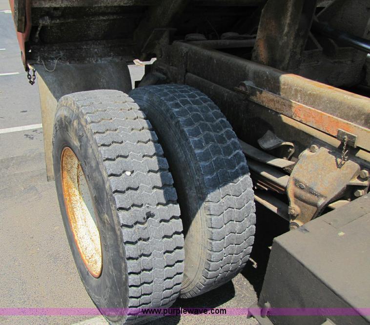 image for item 8271 1979 Chevrolet Bruin dump truck