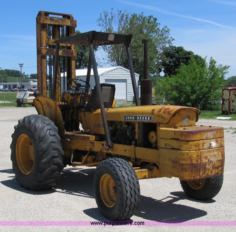 image for item 8997 John Deere 480BD forklift