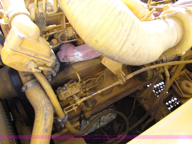 image for item A4700 1997 John Deere 790E LC excavator