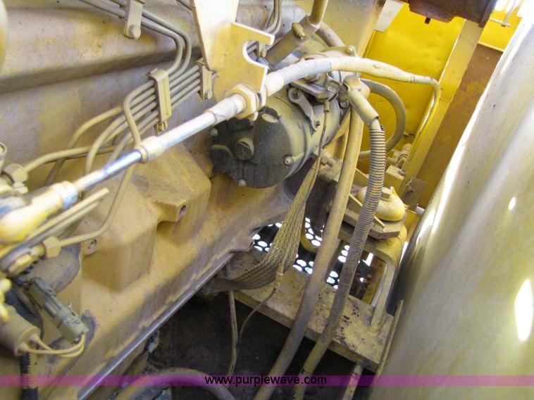 image for item A4700 1997 John Deere 790E LC excavator