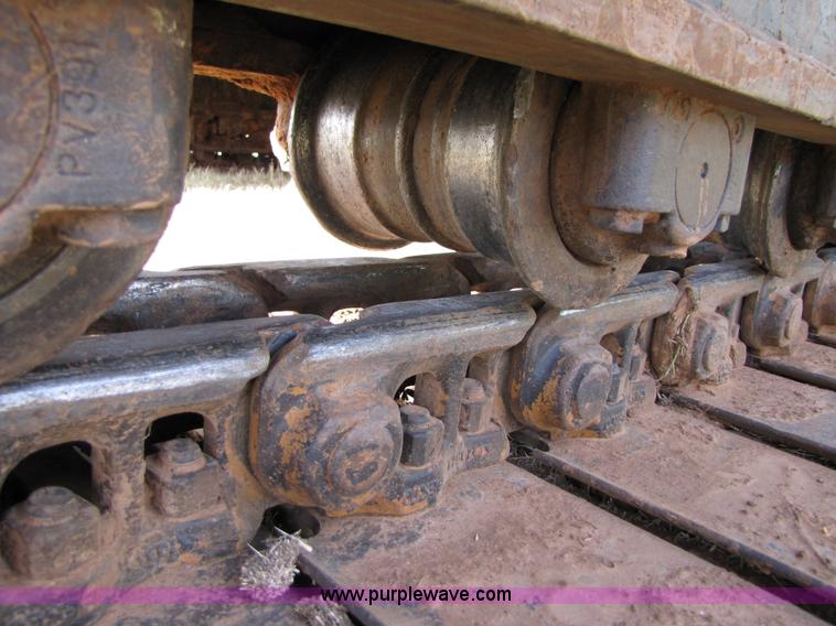 image for item A4700 1997 John Deere 790E LC excavator