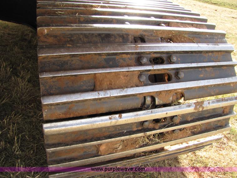 image for item A4700 1997 John Deere 790E LC excavator