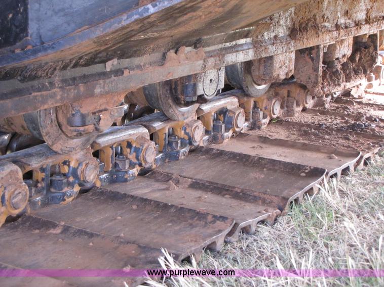 image for item A4700 1997 John Deere 790E LC excavator