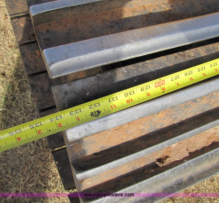 image for item A4700 1997 John Deere 790E LC excavator