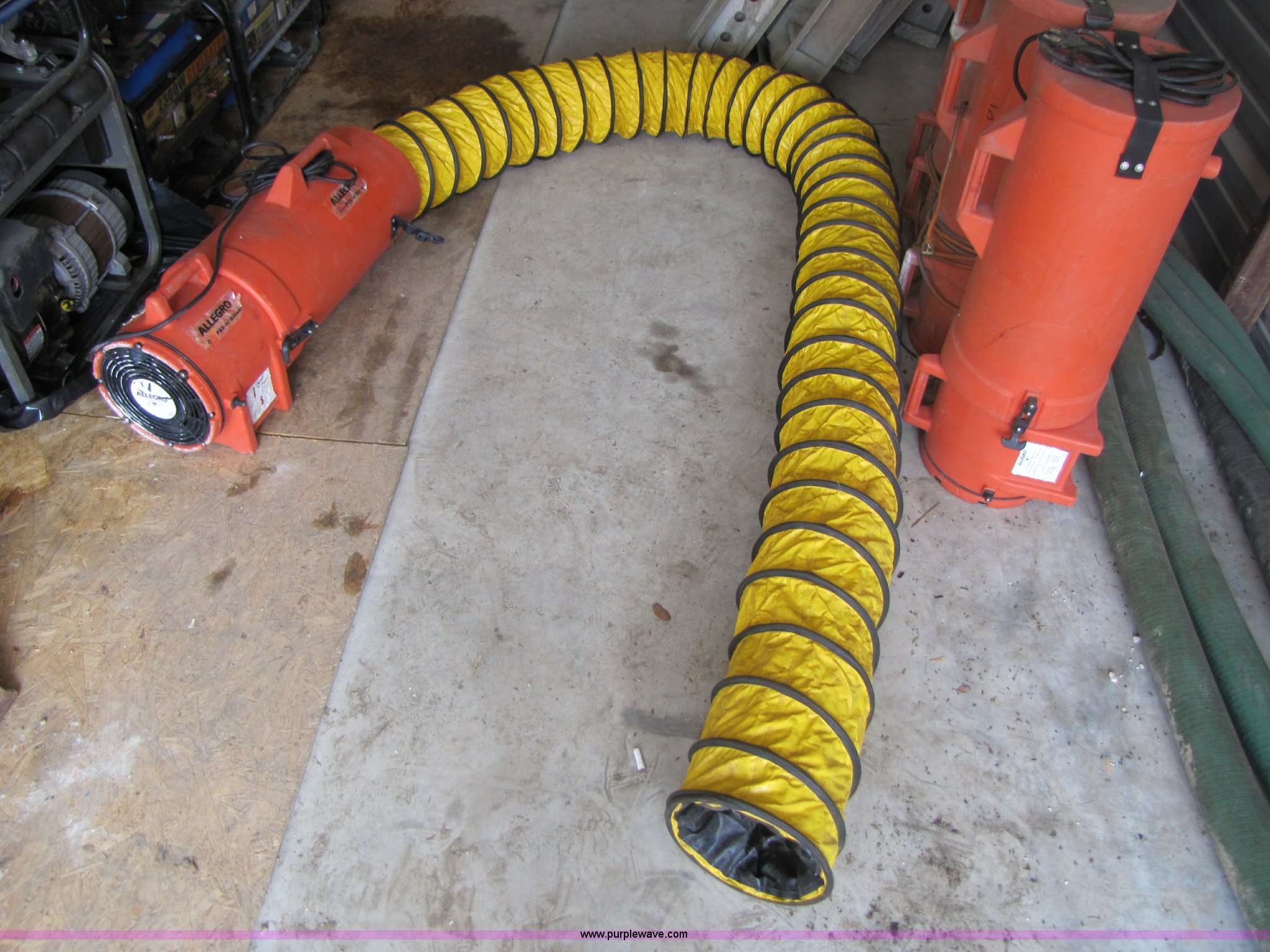 (5) Allegro 9533 blowers in Belton, TX Item 3499 sold Purple Wave