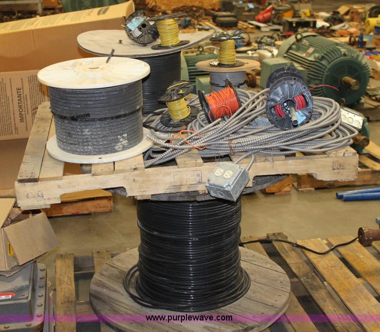 image for item 6153 Assorted wire