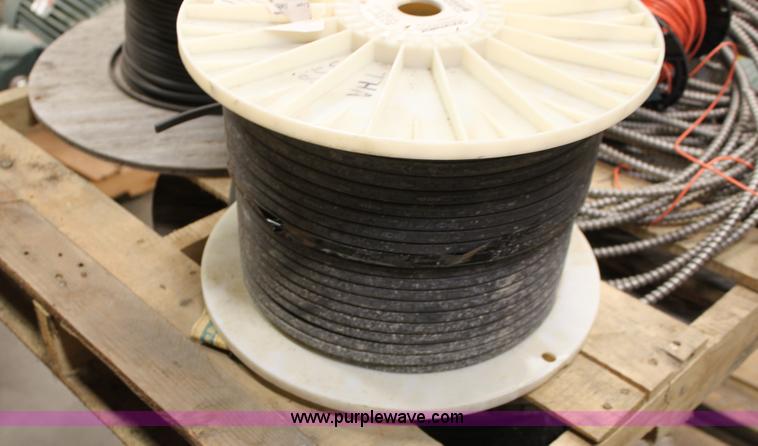 image for item 6153 Assorted wire