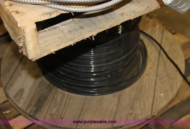 image for item 6153 Assorted wire
