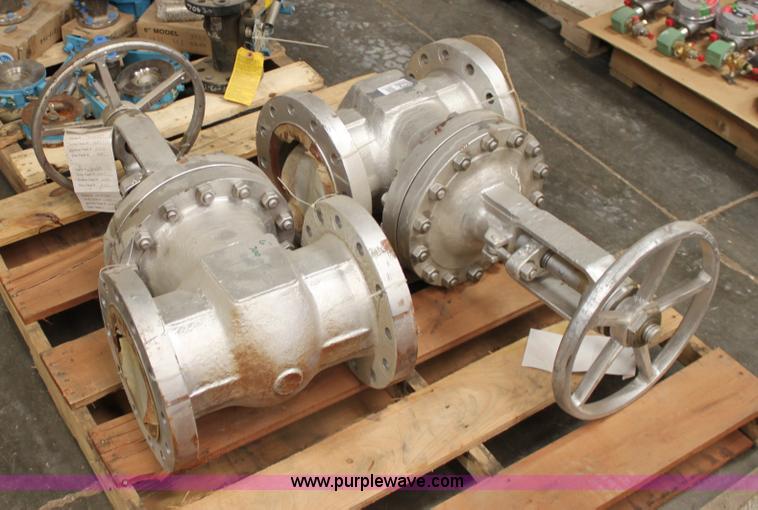 image for item 6179 (2) Crane 6" valves