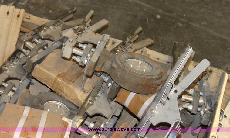 image for item 6181 (20) Jamesbury 3" Wafer-Sphere valves