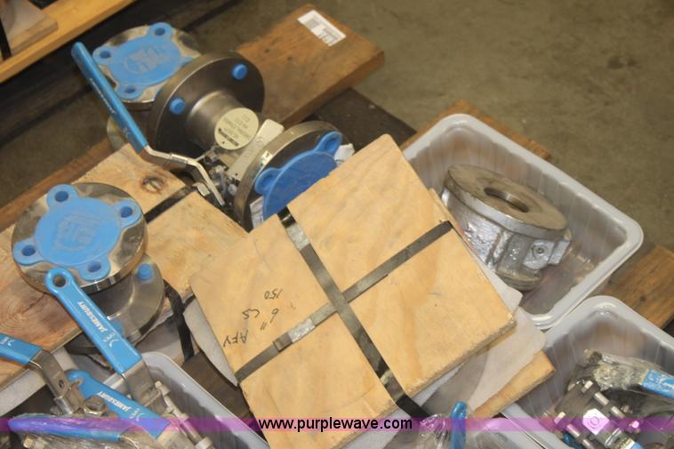 image for item 6191 Assorted valves