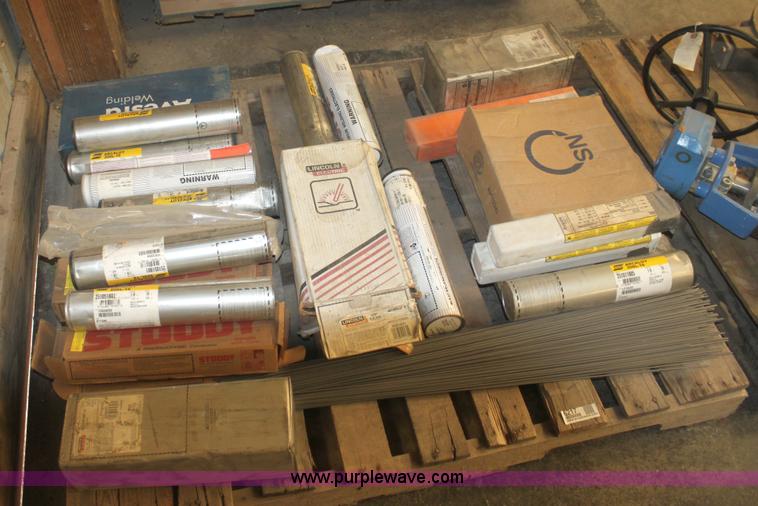 image for item 6217 Assorted welding rod