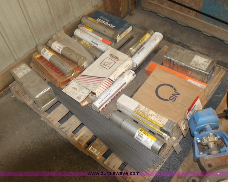 image for item 6217 Assorted welding rod