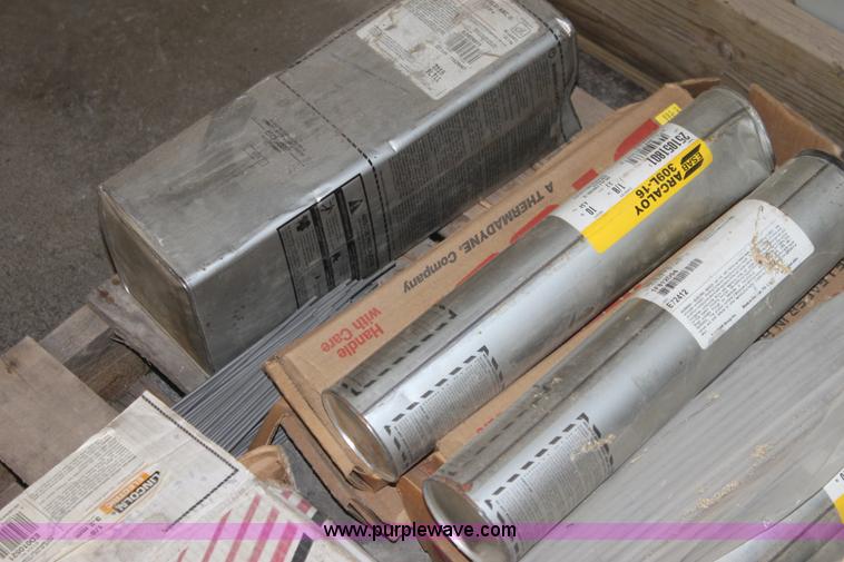 image for item 6217 Assorted welding rod