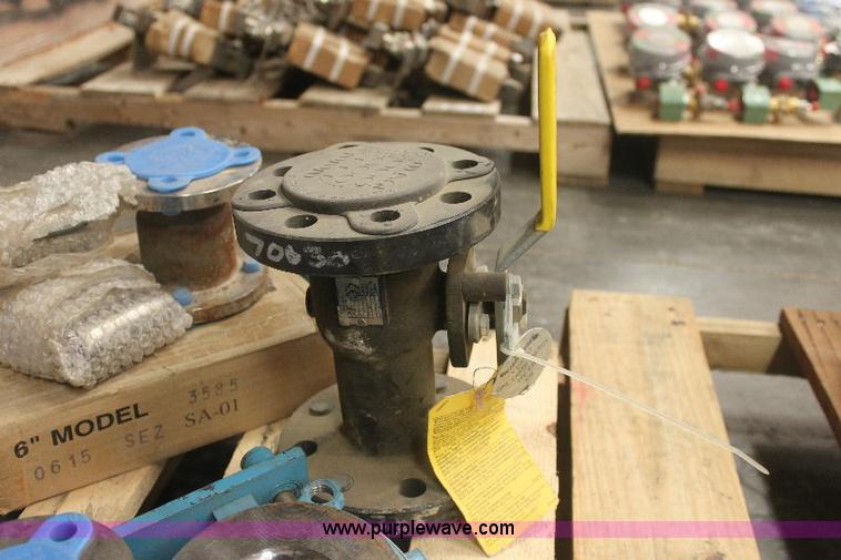 image for item 6240 Assorted valves