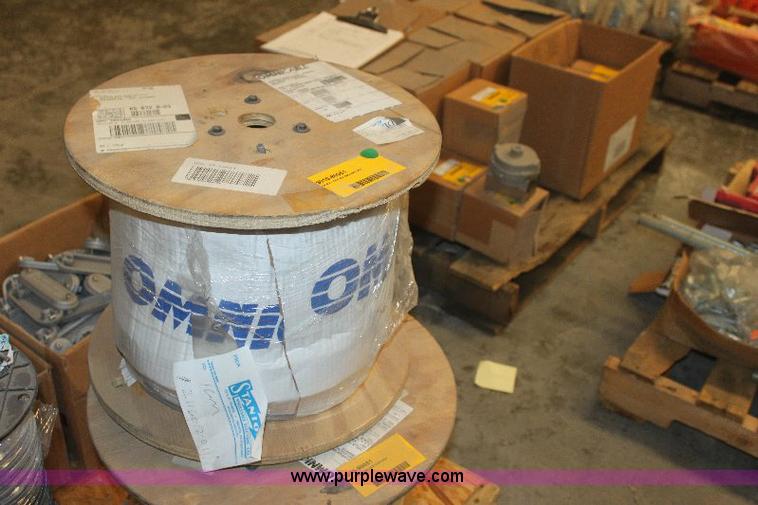 image for item 6245 Assorted wire and electrical items