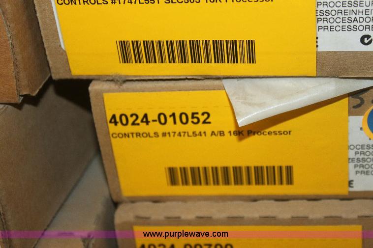 image for item 6248 Assorted valves and other items