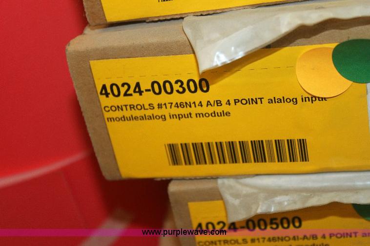 image for item 6248 Assorted valves and other items