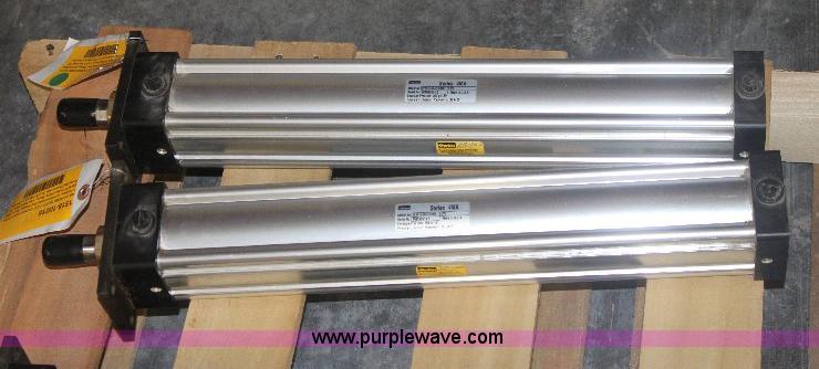 image for item 6284 Assorted air cylinders