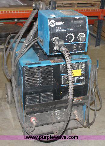 image for item 6302 Miller 22A wire feed welder