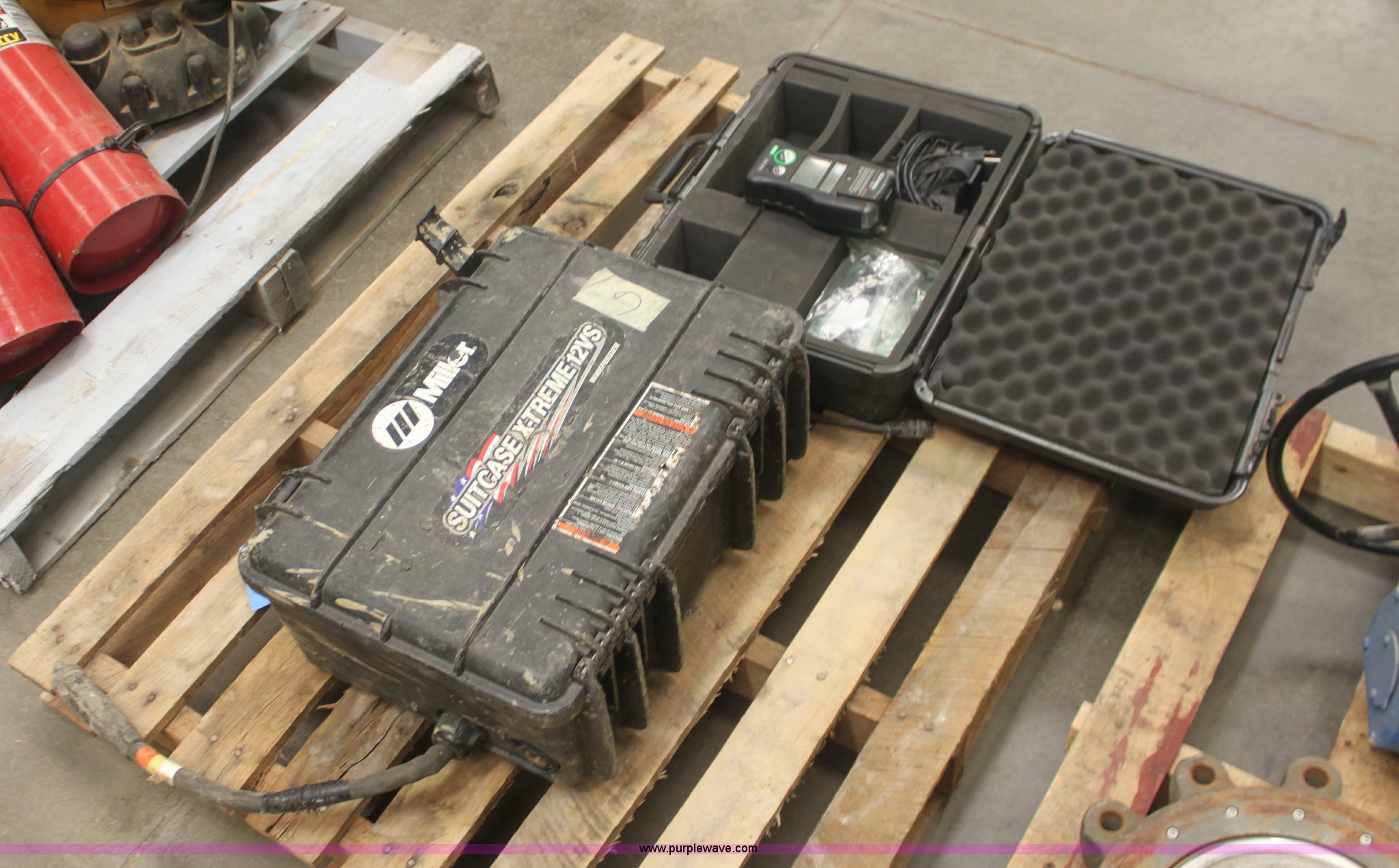 Miller Suitcase Xtreme 12VS wire feeder in Colwich, KS Item 6205 sold