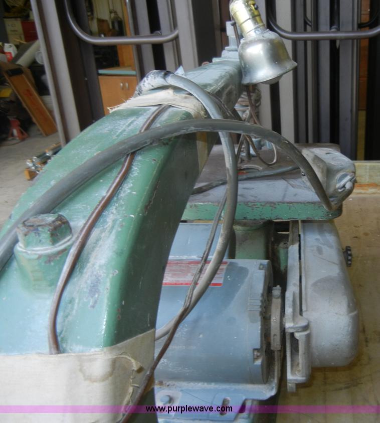 image for item 2418 Delta Jigsaw