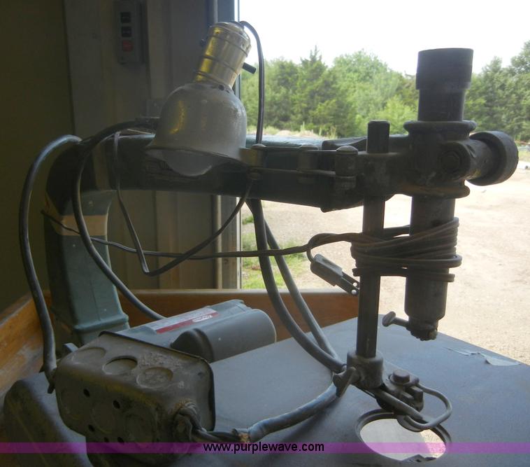 image for item 2418 Delta Jigsaw