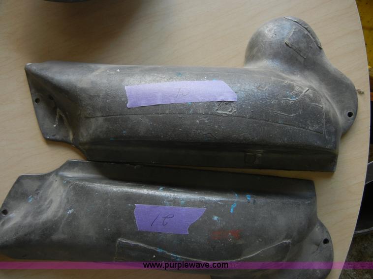 image for item 2424 (5) assorted casting plastic molds