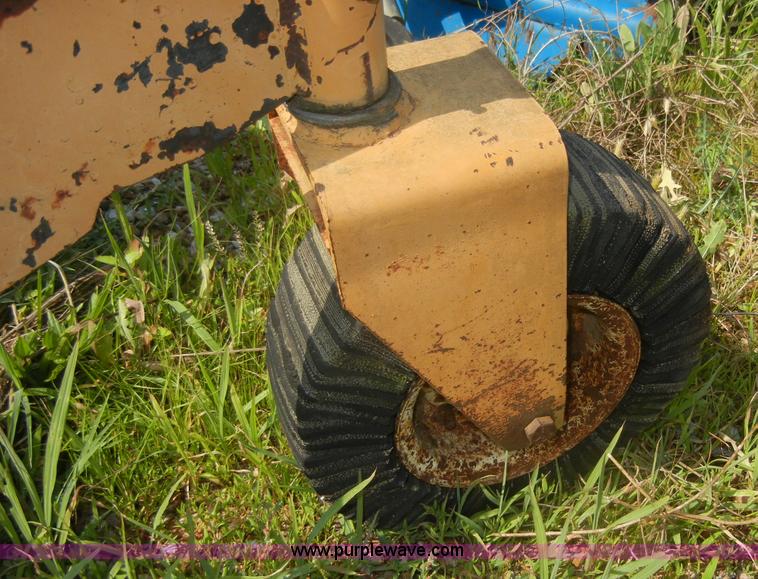 image for item 2425 Woods RM90 7' finishing mower