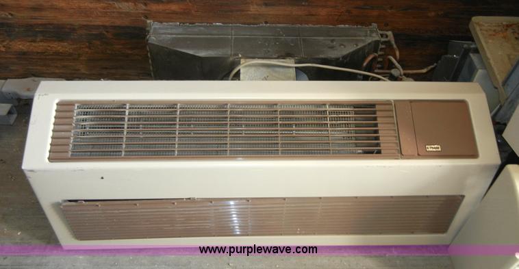 image for item 2429 (18) Trane air conditioner window units
