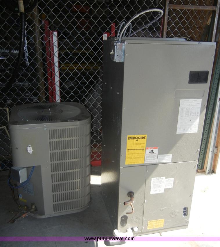 image for item 2430 Goodman AC and Handler units