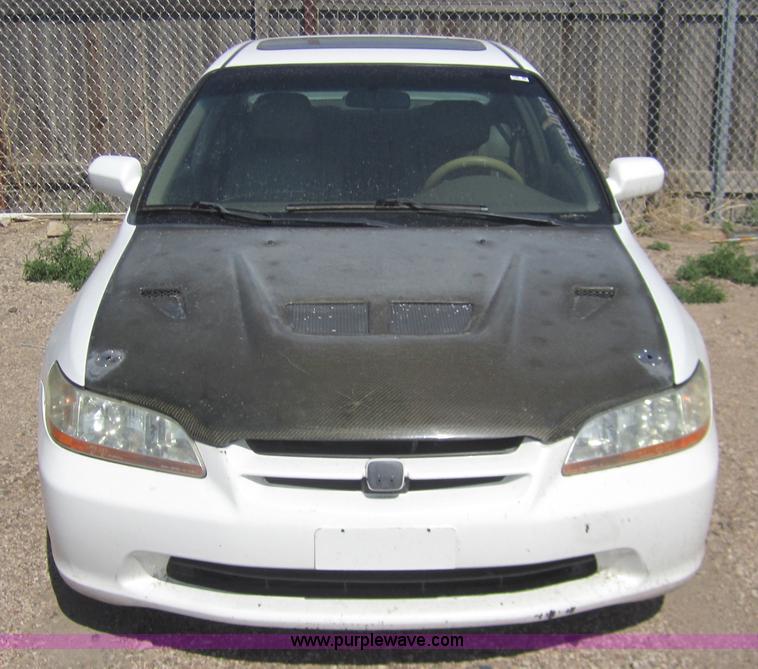 image for item 3182 1998 Honda Accord EX