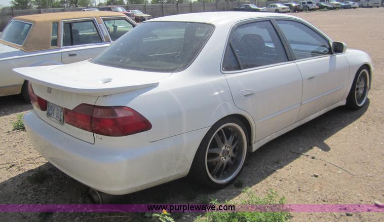 image for item 3182 1998 Honda Accord EX
