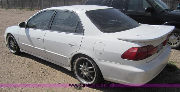 image for item 3182 1998 Honda Accord EX