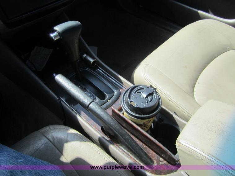 image for item 3182 1998 Honda Accord EX