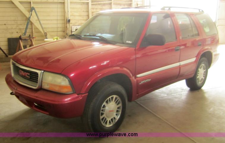 image for item 3416 2000 GMC Jimmy SLE SUV